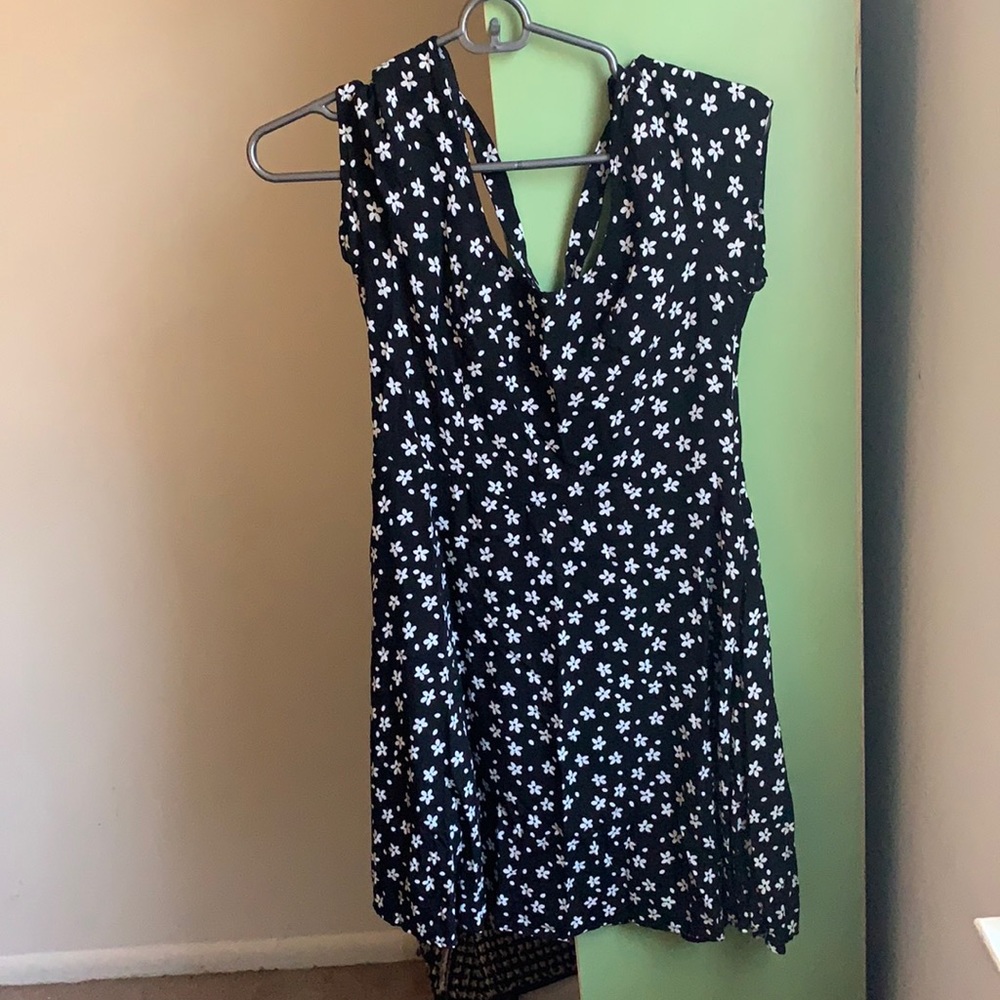 Cute black and white floral dress.